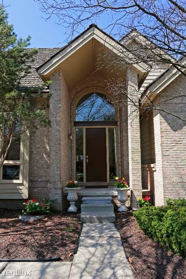 Main picture of 2840 Oakbrooke Ln