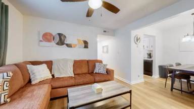 Main picture of 253 White Oak Rd