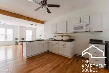 Main picture of 4700-06 N Sacramento 3004-06 Ave Ave