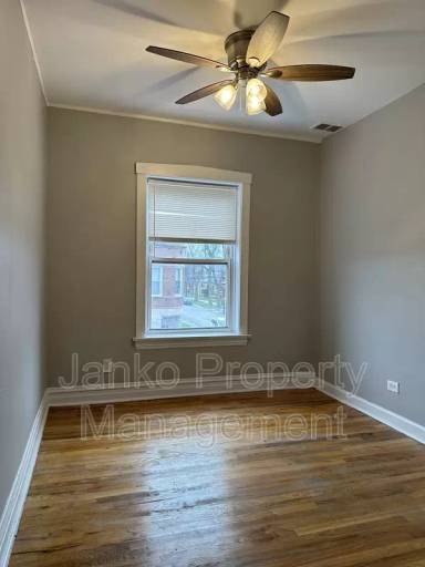 Main picture of 6118 Roosevelt Rd