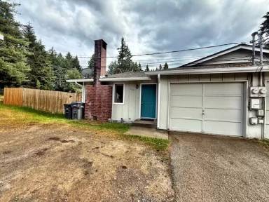 Main picture of 2707 SE Sedgwick Rd