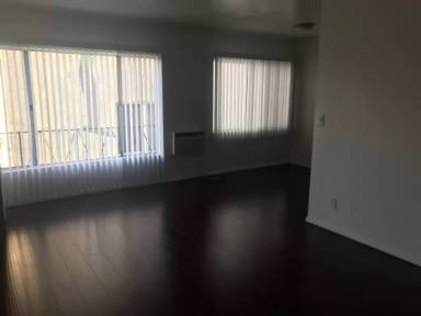 Main picture of 1900 Grace Ave