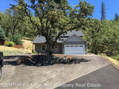 Main picture of 1699 NE Rocky Dr