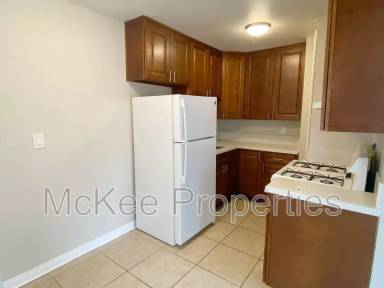 Main picture of 4165 1/2 Euclid Ave