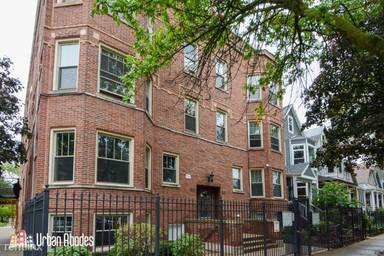 Main picture of 2453 N Spaulding Ave