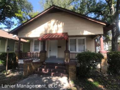 Main picture of 1104 E 31st St