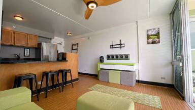 Main picture of Iolani Regent