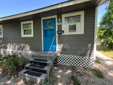 Main picture of 2405 Franklin St