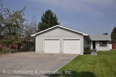 Main picture of 2909 E Rockwell Ave