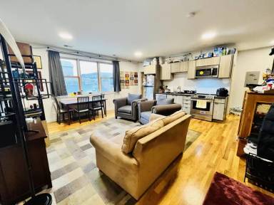 Main picture of 806 S Claremont Ave