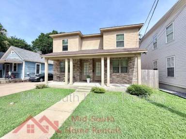 Main picture of 82 N Rembert St