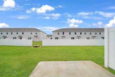 Main picture of 207 Maple Spring Trl