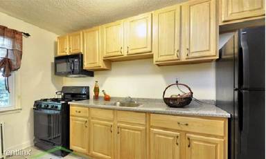 Main picture of 1533 Walker Ave