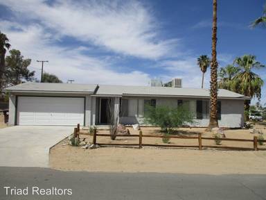 Main picture of 71828 El Paseo Dr