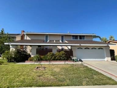 Main picture of 3661 Claremont St