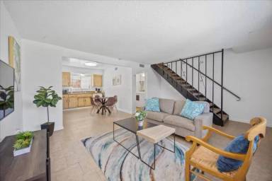Main picture of 4225 Parkwood Ct