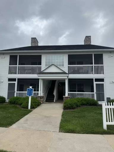 Main picture of 2754 S Knightsbridge Cir