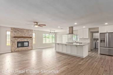 Main picture of 4833 E Kathleen Rd