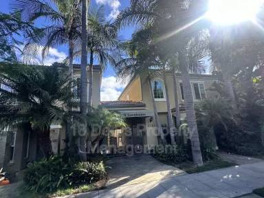 Main picture of 2761 A St