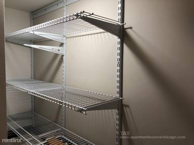 Main picture of 1103 N Damen Ave