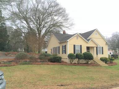 Main picture of 113 Ervin St