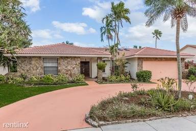 Main picture of 1560 NW 99th Ave