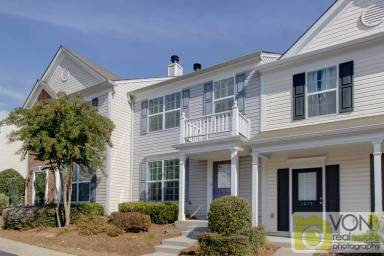 Main picture of 1073 Prestwyck Ct