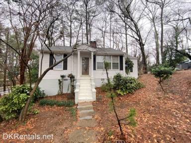 Main picture of 763 N Park Dr SE