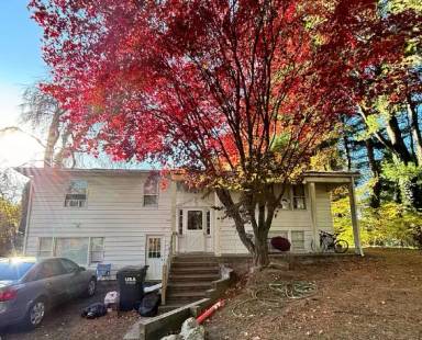 Main picture of 599 S East St