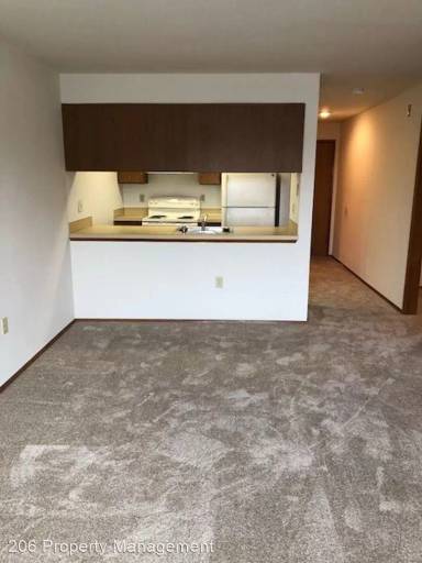 Main picture of 4225 9th Ave NE
