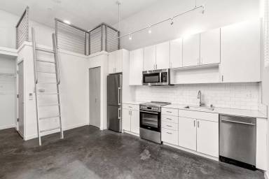 Main picture of 1714 14th Ave