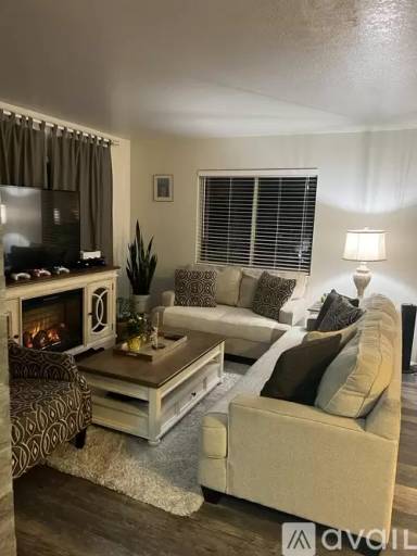 Main picture of 4820 S Highland Cir