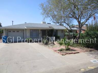 Main picture of 1931 W Indianola Ave