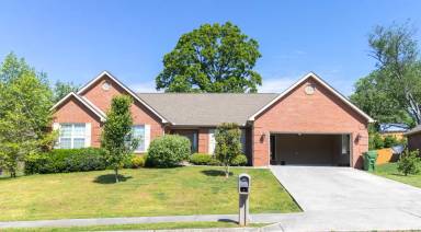 Main picture of 2627 Brantley Park Blvd