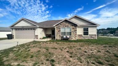 Main picture of 107 Greythorn Ct