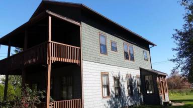 Main picture of 489 Canal St Southington