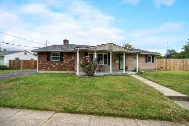 Main picture of 3900 Montevideo Dr