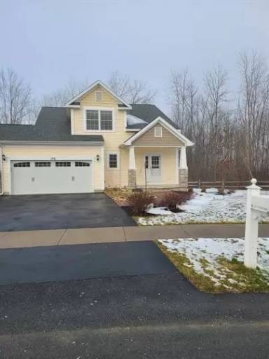 Main picture of 106 Lancaster Ct
