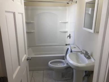 Main picture of 2864 N Booth St