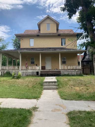 Main picture of 612 12th St N