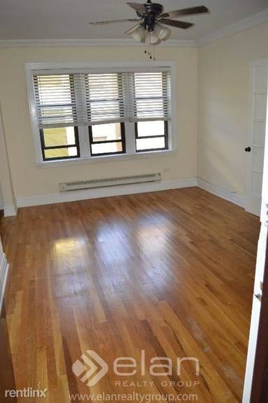 Main picture of 4737 N Hermitage Ave