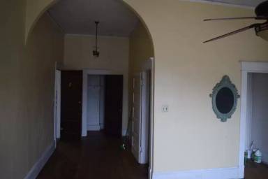 Main picture of 633 N Ocoee St