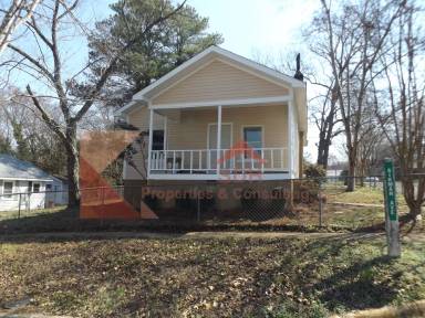 Main picture of 304 Aikman Ave