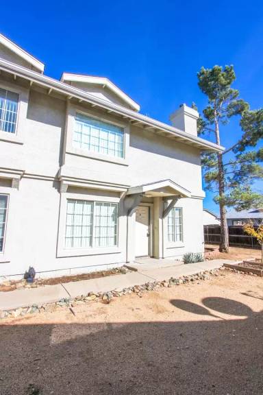 Main picture of 3249 N Hedgewood Dr