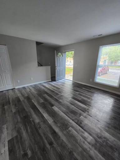 Main picture of Town & Country Apartments