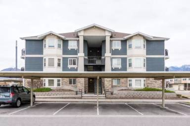 Main picture of 56 E Resaca Dr