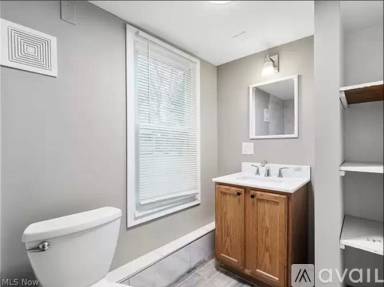 Main picture of 446 Garrett St