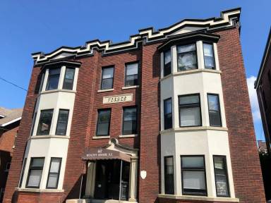 Main picture of 447 Wealthy St SE