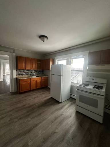 Main picture of 197 Chestnut Ave