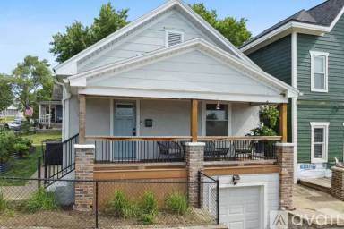 Main picture of 422 Sandusky Ave